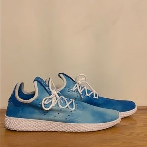 Pharrell Williams Tennis Hu Holi Festival